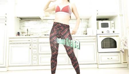 Sultry inamorata's stretching legs sex