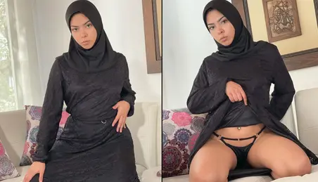 Hijab Glove Handjob Cocksucker - Hijab Blowjob Porn Videos (70) - FAPSTER