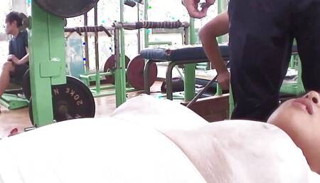 SLUT GETS FUCKED TO A CUMSHOT AFTER GETTING BODY PAINT ON