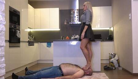 NIKKI SYLVIA - Back From Bussines Trip - MERCILESS Trampling And Facestanding Punishment