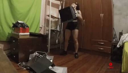 Fluffy enjoys her incredible strength by destroying a HI FI WMV 720 CAM 1 - PART 1