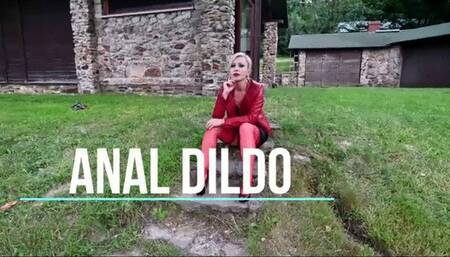 Outdoor anal fuck with a big rubber dildo - medium resolution