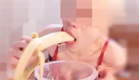 Girl Using Banana - Bananas Porn Videos (34) - FAPSTER