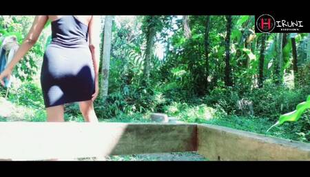 Indian Yong girl Fingering and Squirting Outdoors &ndash; very risky