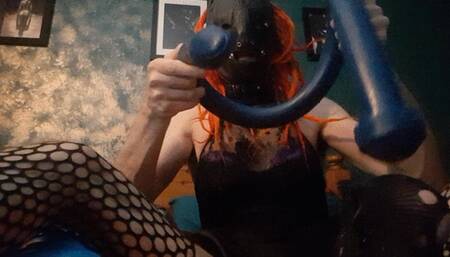 Testing the John Thomas Toys 44 snake and getting it all the way in