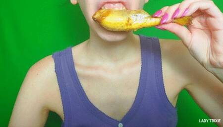chewing and eating a chicken leg - 720p