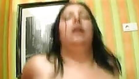 Sexy fat whore having her pussy fucked