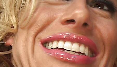 OOh Fuck! Fuck me you horny stud!