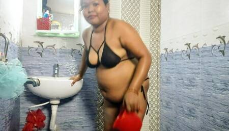 Indian Housewife Sexy Show - 14