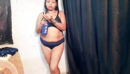Indian Housewife Sexy Show 9