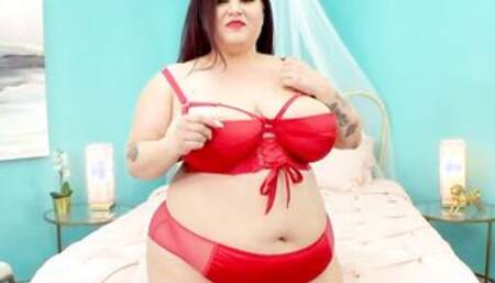 SSBBW Monique Lustly Goes Solo for the Night