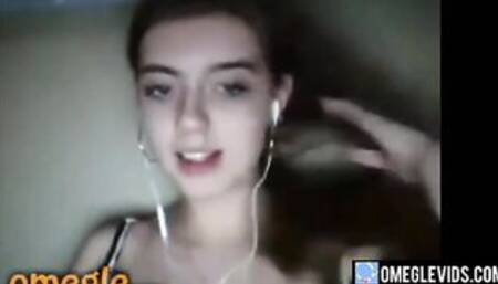 Sexy Teen Shows Off Her Big Boobs