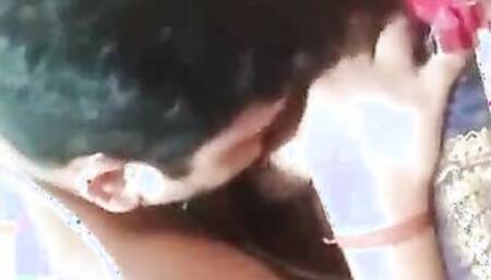 INDIAN DESI PORN VIDEO DOST NE APANI MAA KO CHUDWAYA