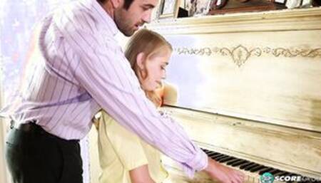Teen Hannah Hays Does Anal on the Piano