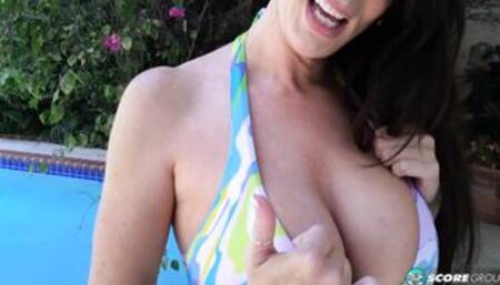 <i>SCORE's</i> 30th Anniversary: Readers' Wives