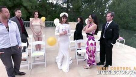 Wedding Weekend with Riley Reid & Bridesmaids - 85970 (10. min.)