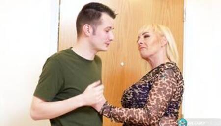 Huge-titties grandmother Wendy Leigh fucks her son's friend