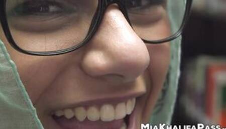 Library masturbation with cute Arab pornstar Mia Khalifa