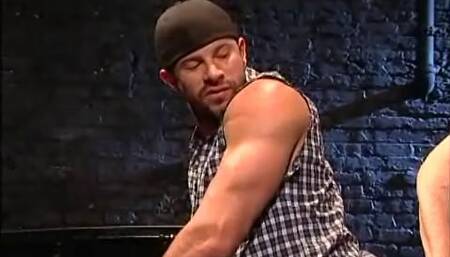Kyle King Offers His Ass