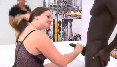 Marido cornudo se muere por ver a su mujer follada por un rabo