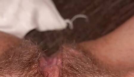 Homemade pussy playing with vibrator