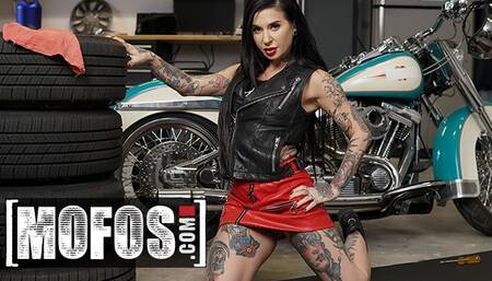 Mofos - Stunning Tattooed Babe Joanna Angel Fucked Hard & Squirts all over