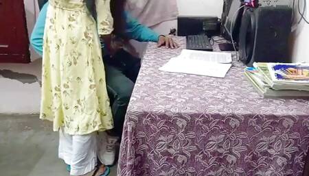 Indian Teacher Fuck to His Student Without Condom. Big Dick Deeply Fuck to Desi Collage Girl Pussy. Bangla Lady Ka Chodai X