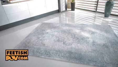 POV - Simon Kitty is your foot fetish massage client for the day