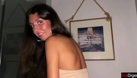 Horny Girl Agreed to Sex in a Nightclub in the Toilet