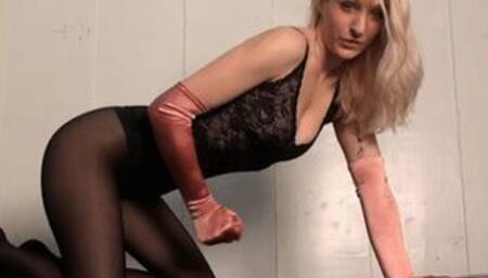 Tease Yourself Carlin