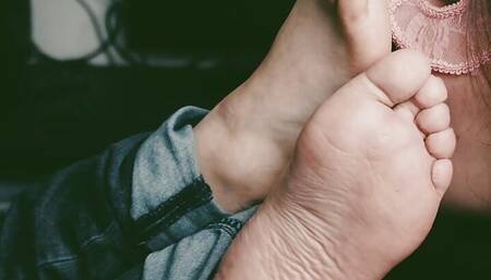 Ex girlfriend licking smelly feet