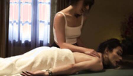 Trans Ariel Demure licks pussy to relax