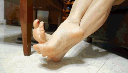 Sexy feet 40 AVI (1920x1080) FHD