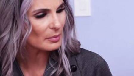 Laya new look with a hot lesbian session