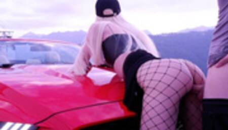 Picked up a hot blonde on an expensive car and fucked in the mountains