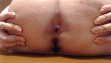 Wonderful farts in the bedroom 1080HD