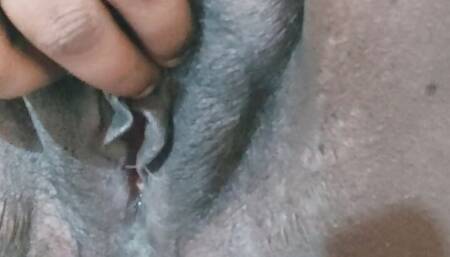 Mallu Desi horny Indian babe is so horny with her pussy