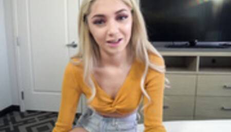 Sia Lust - I Like To Put Things In My Mouth in 4K