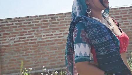 MY RAJASTHANI STEPMOM SHOWING NIPPLE AND WE HAD A GERAT SEX