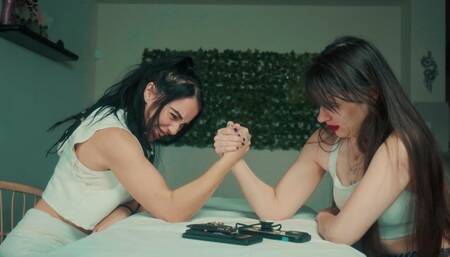 Roommate Arm Wrestle (4k)