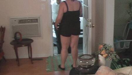Mature Massage Theraphy Specialist BBW Roxi Gives Sensual Massage To Her Latino Client! (mp4)