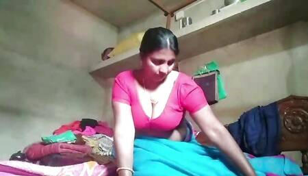 Indian Hot Aunty New Video
