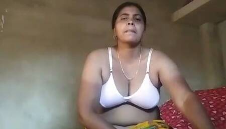 Desi Village House Wife Hot Video