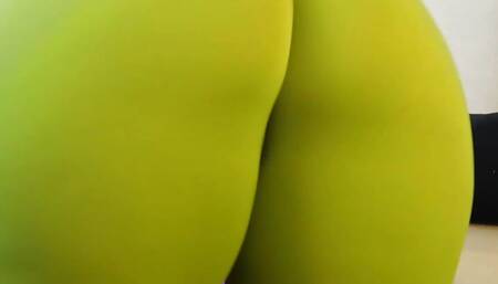 Big Bubble Butt In Tight Green Leggings