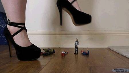 BBW Giant Gets Revenge On Tiny Heroes (WMV)