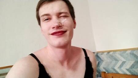 Sissy Cumming on Herself Wigless