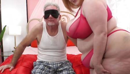 Bountiful Mature BBW Asstyn Martin Surprises Horny Grandpa