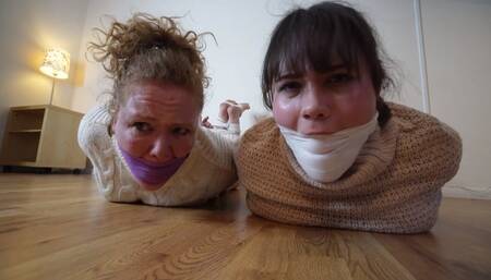 Snowflake & May - Furious Roommates MP4