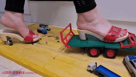 Mila in Berkemann - Plastic toy cars