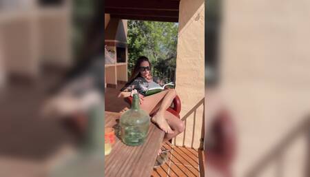 Would you dare to join me playing in my balcony?